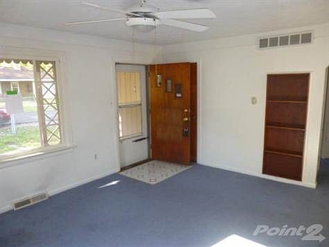 5th image of 130 Campbell Ave