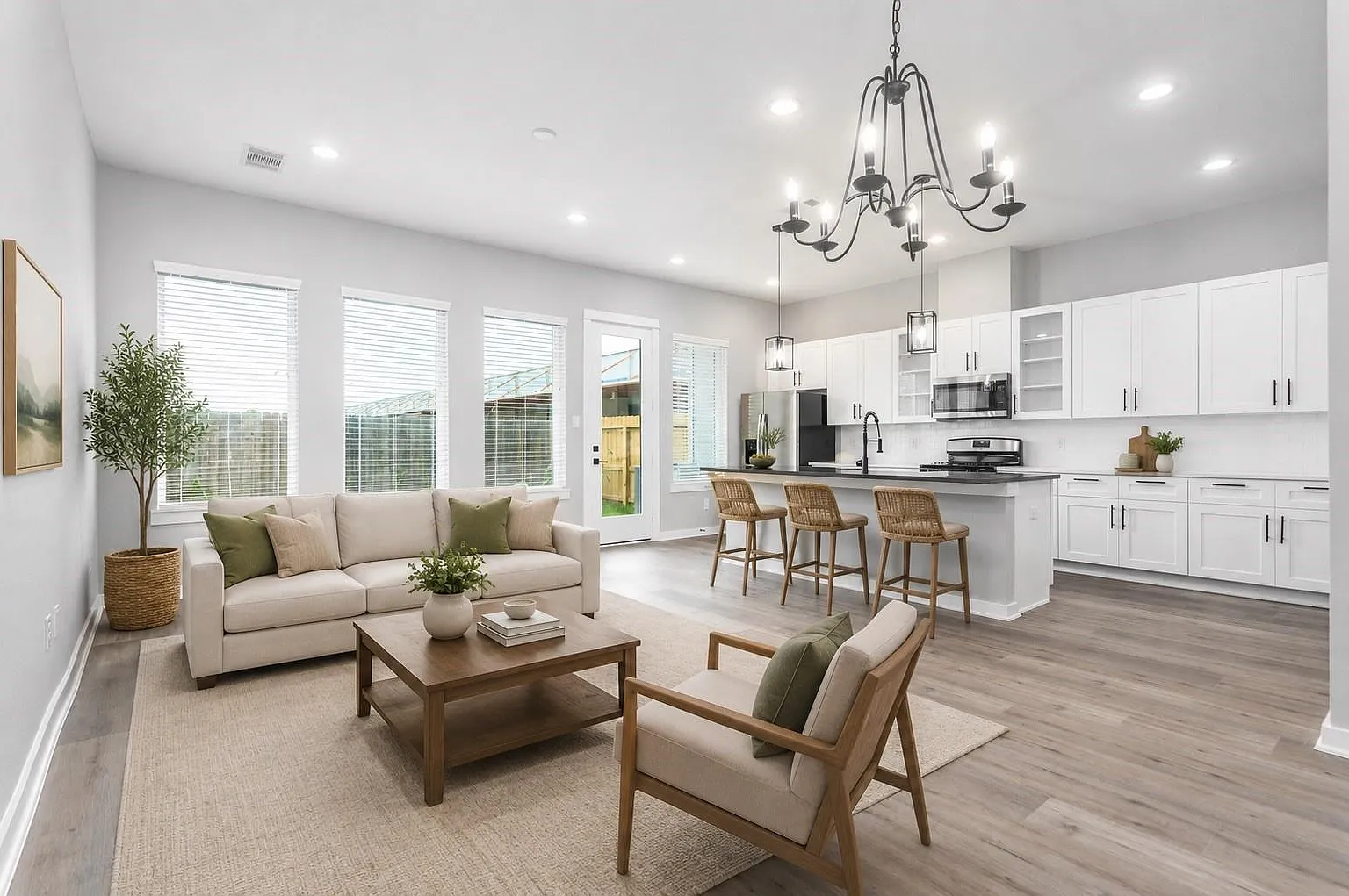 3 bed, 2.5 bath, 1762 sqft, $2,300 — Photo 2