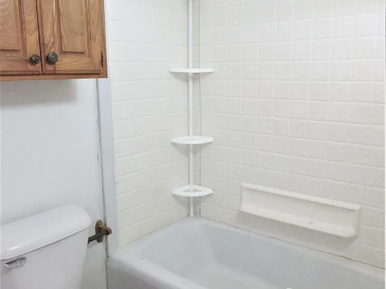 620 N Bradley St — Photo 7