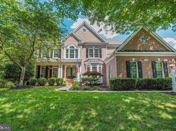 24124 Shady Knoll Cir, Aldie, VA 20105