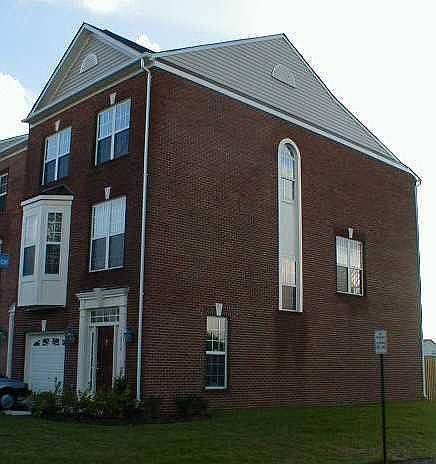 1st image of 12950 Park Crescent Cir