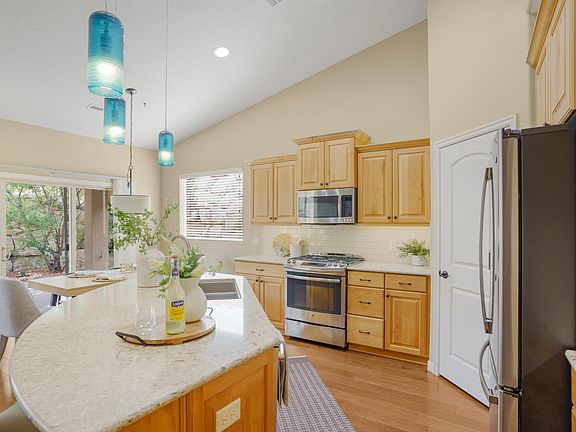 5th image of 1587 W Whitestone Dr