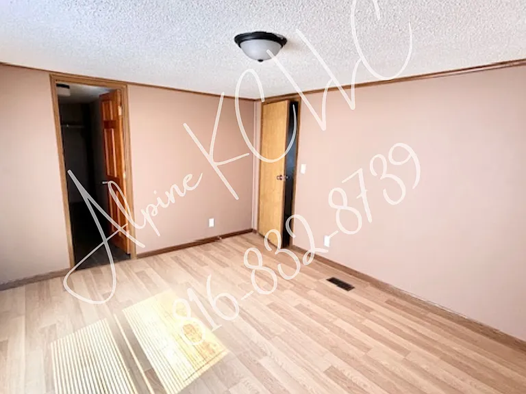 101 Countryside Ln — Photo 8