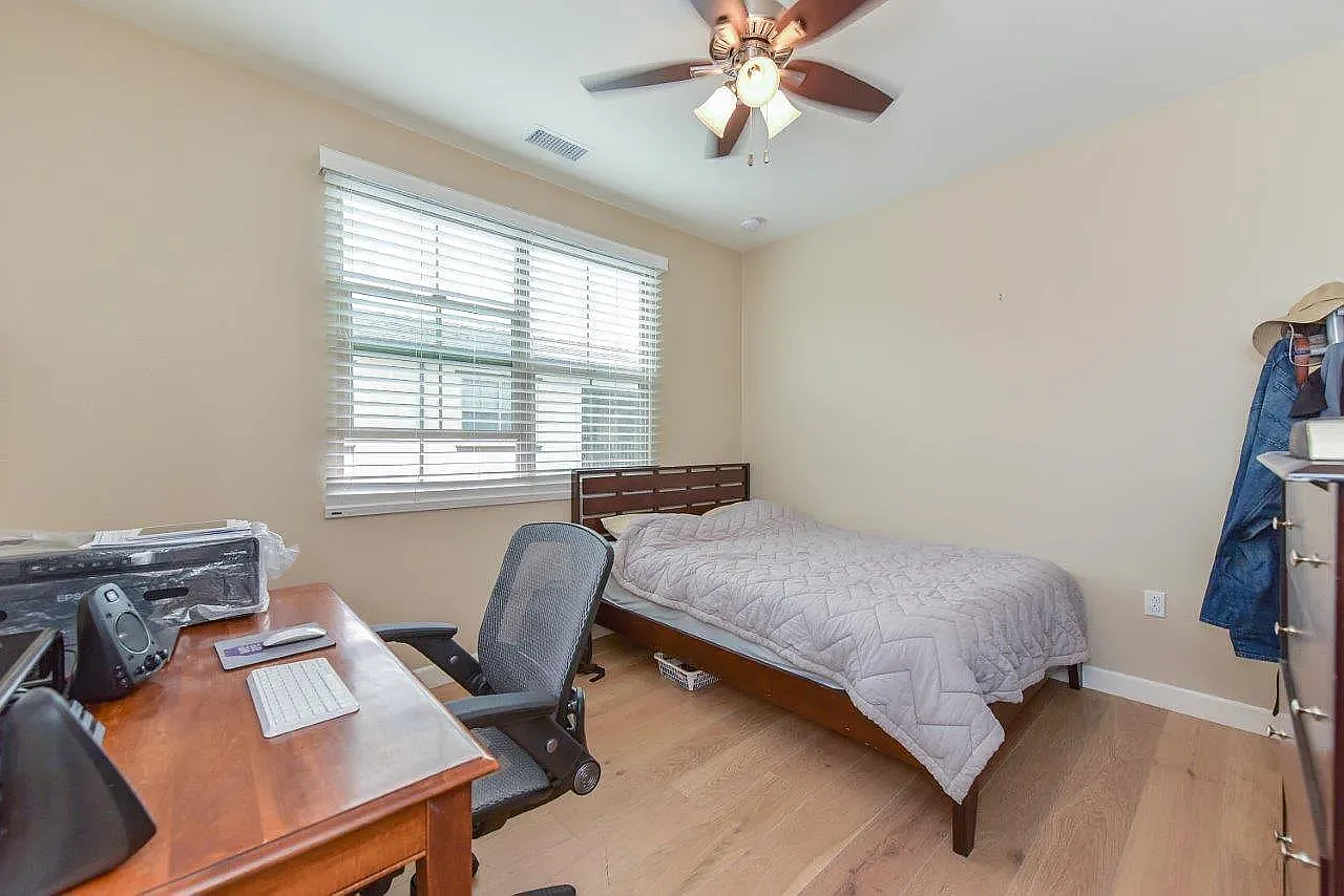 2 bed, 1343 sqft, $1,750 — Photo 1