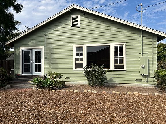 3rd image of 125 Palisades Dr House 1