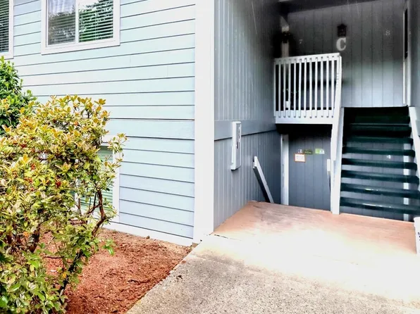 2949 Mile Hill Drive SE #C7, Port Orchard, WA 98366
