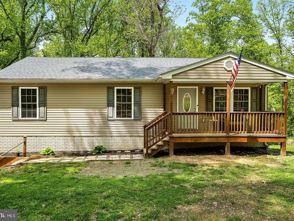 2nd image of 55 Red Squirrel Rd