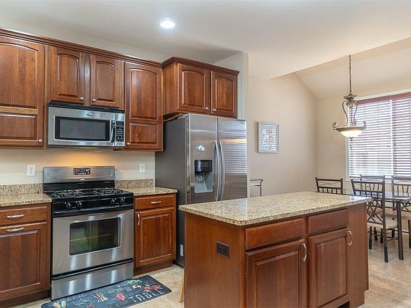 3rd image of 3139 Brook Harbour Dr