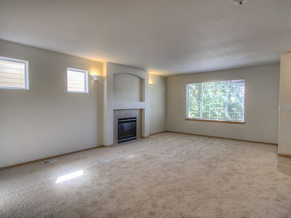 5th image of 18203 96th Ave E