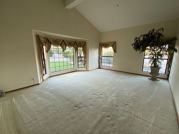 5th image of 1421 Fuerte Heights Ln
