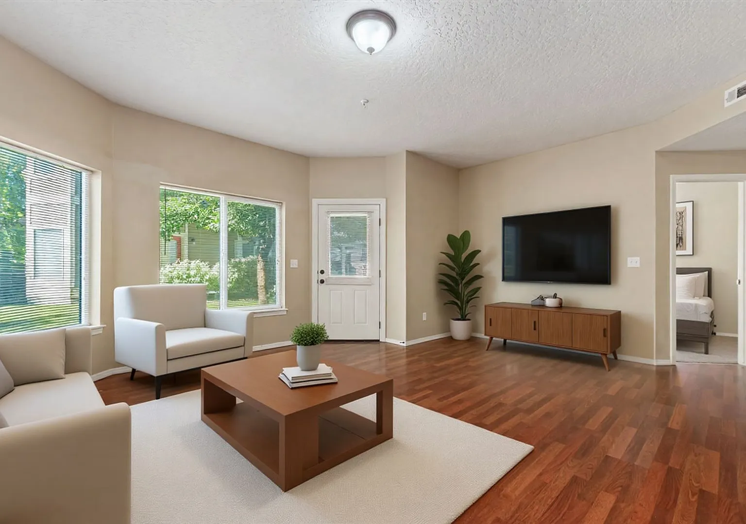 Canal St Apartments — Photo 3