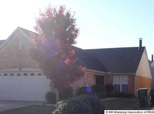 5395 Bradley Ln, Southaven, MS 38671