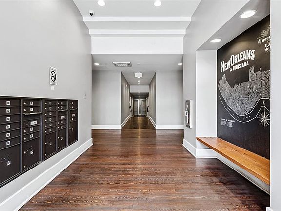 3rd image of 1215 Louisiana Ave #201