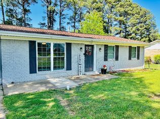 1509 View St, Morrilton, AR 72110