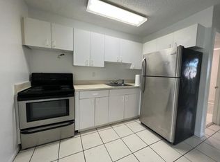 200 N 61st Ter APT B, Hollywood, FL 33024