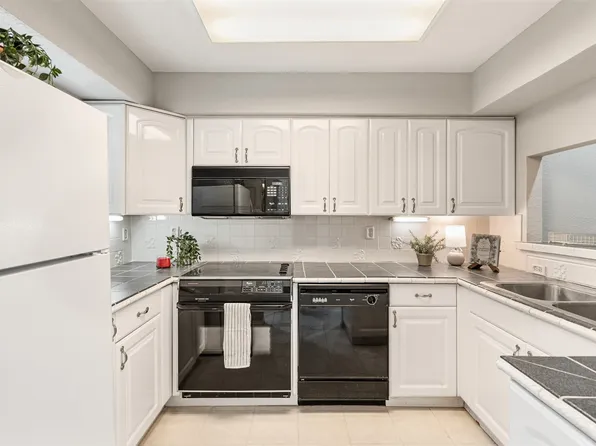 2732 Copper Creek Dr APT 202, Arlington, TX 76006