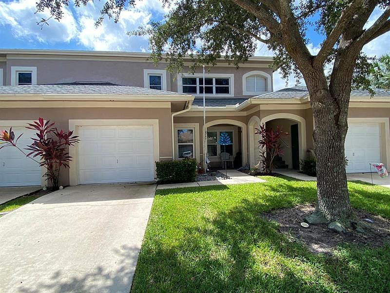 1st image of 1857 S Dovetail Dr #2