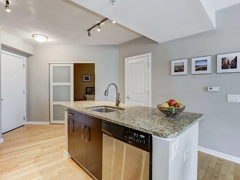 475 K St NW #314 — Photo 4