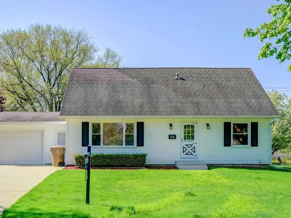 4525 Leo Dr, Madison, WI 53716