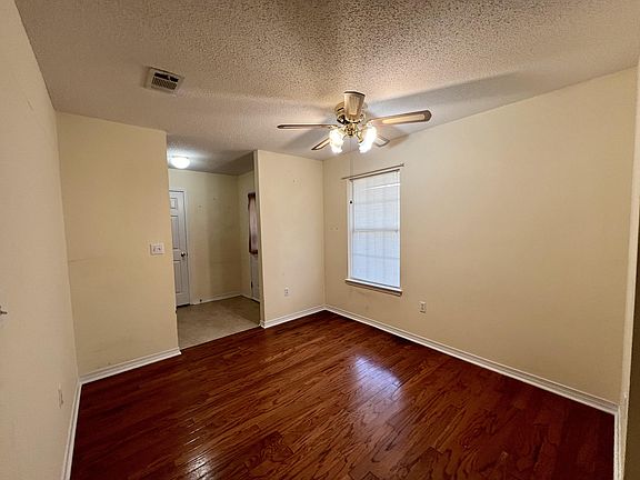4th image of 713 Naughton Dr