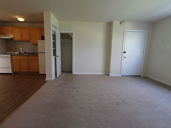 5th image of 6628 N 8th St APT E1