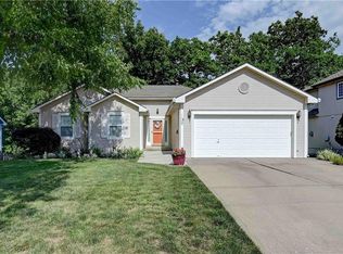 11709 N Harrison St, Kansas City, MO 64155