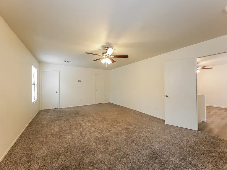 18611 N 22nd St #26 — Photo 10