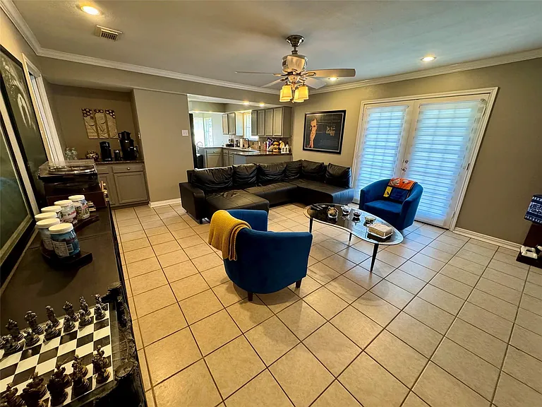 5218 Willowbend Blvd — Photo 4