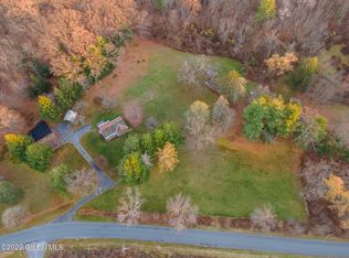 535 County Line Rd, Schenectady, NY 12306