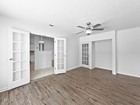 4th image of 12183 LYONS Street