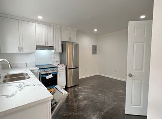 14228 Erwin St #7, Van Nuys, CA 91401