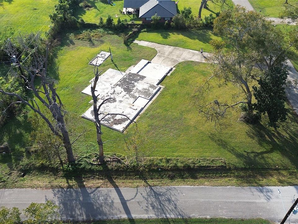 1st image of 6403 Spencer Dr