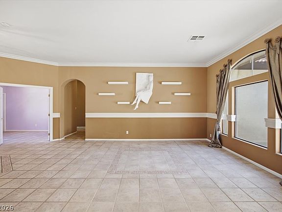 5th image of 7505 Dry Pines Cir