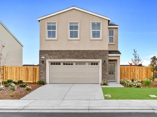 3830 Hickory Village Ln, Shafter, CA 93263