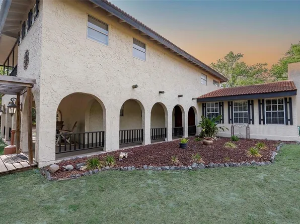 12311 Oakwood Dr, Hudson, FL 34669