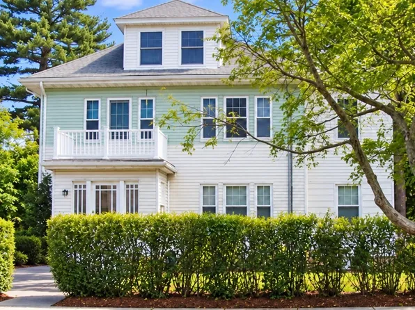 92 W Central St #5, Natick, MA 01760