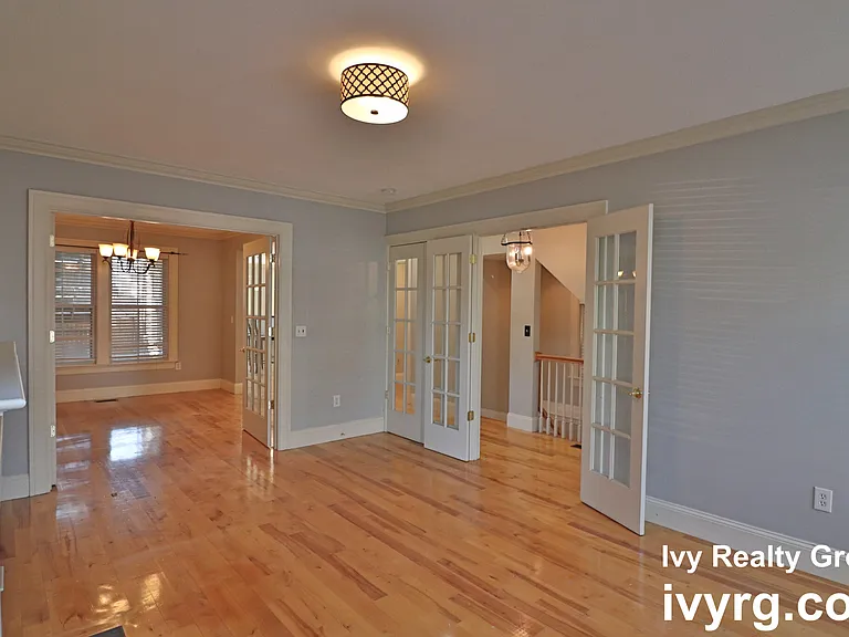 358 Dorchester St #1 — Photo 4