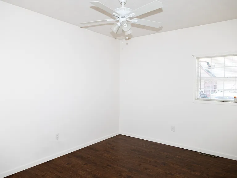 904 Penn Ave #1 — Photo 9