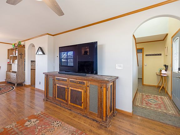 4th image of 611 Baywood Ct