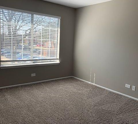 5th image of 37 Cobbler Ln