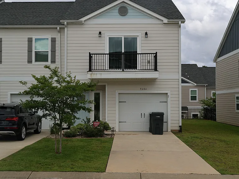 9684 Nature Creek Blvd — Photo 2