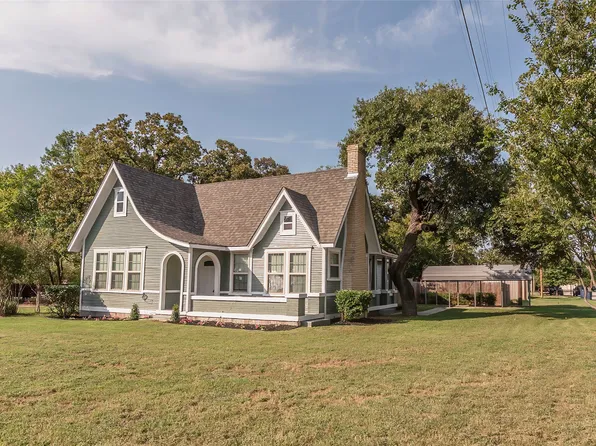 500 Denison St, Nocona, TX 76255