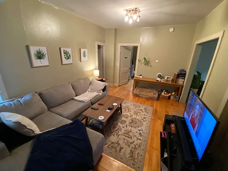 640 Laurel Ave #1 — Photo 1