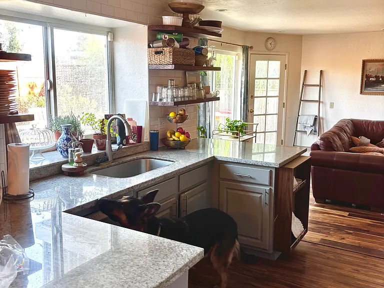 10 Parker Dr — Photo 4