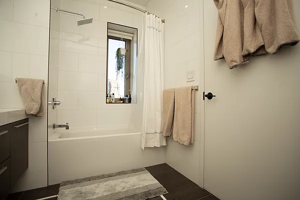 Rented by Blip LLC | media 19