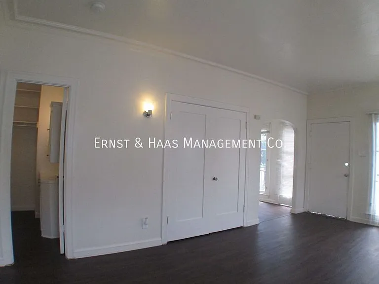 944 Maine Ave #A — Photo 9