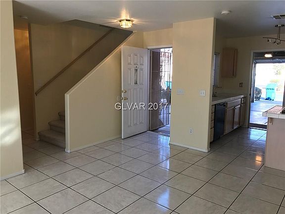 3rd image of 9265 Casa Christina Ln #0