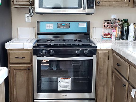 New gas range oven