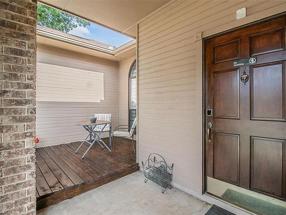3rd image of 639 Duncan Dr