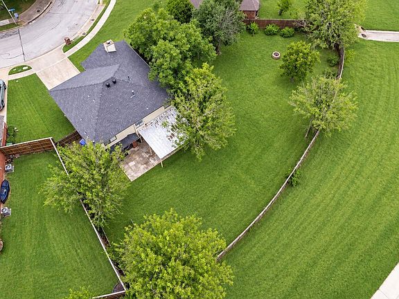 3rd image of 7217 McCoy Dr